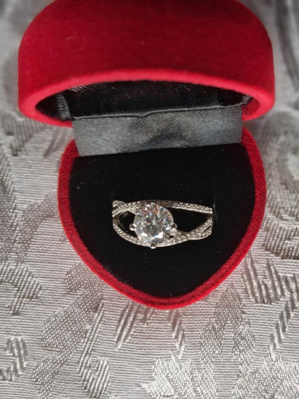 New Adjustable Moissanite adjustable ring in gift box